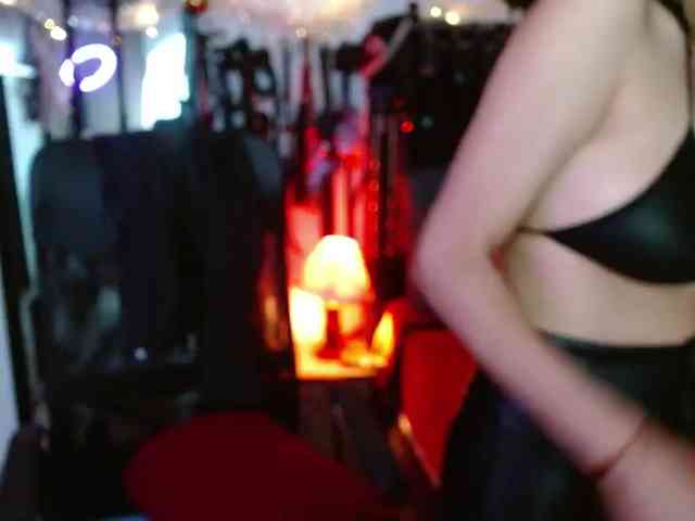 Ameliemartinez webcam