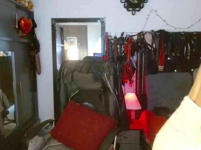 Ameliemartinez webcam