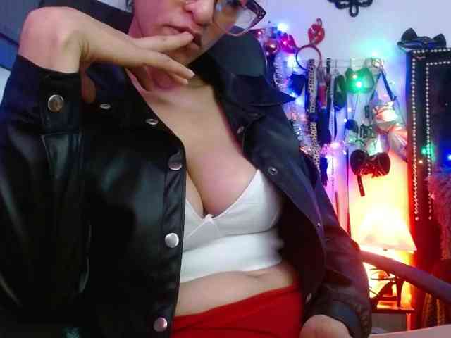 Ameliemartinez Ameliemartinez