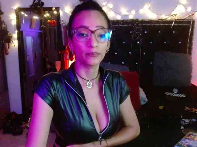 Ameliemartinez webcam