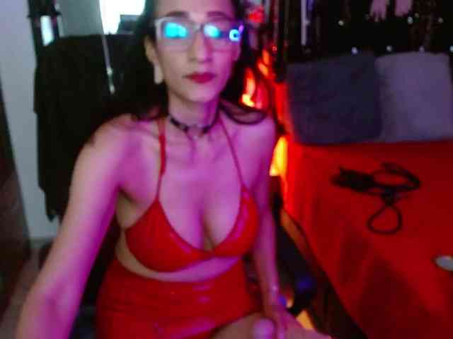 Ameliemartinez webcam