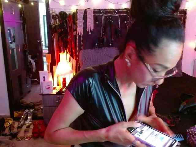 Ameliemartinez webcam