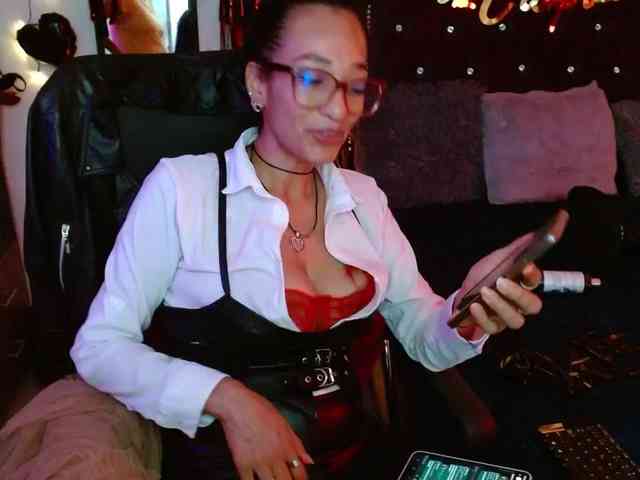 Ameliemartinez webcam