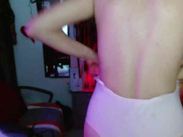 Ameliemartinez webcam