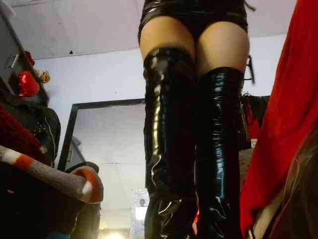 Ameliemartinez webcam