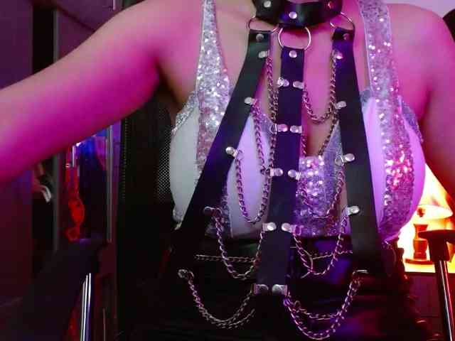 Ameliemartinez webcam