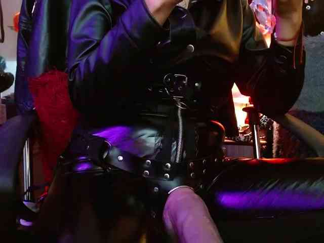 Ameliemartinez webcam