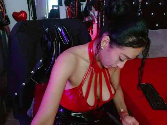 Ameliemartinez webcam