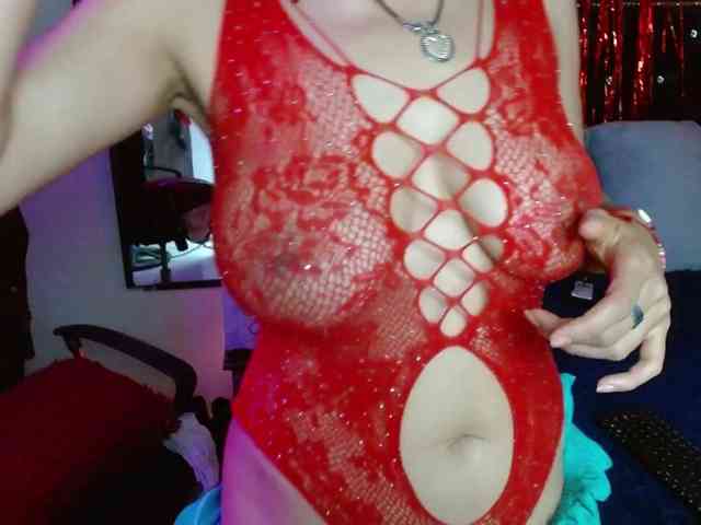 Ameliemartinez webcam