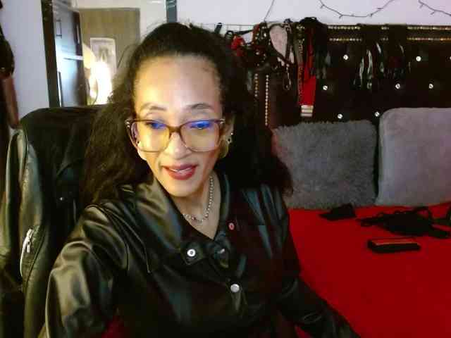 Ameliemartinez webcam