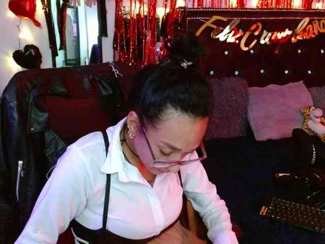 Ameliemartinez webcam