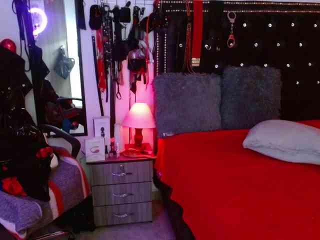 Ameliemartinez webcam