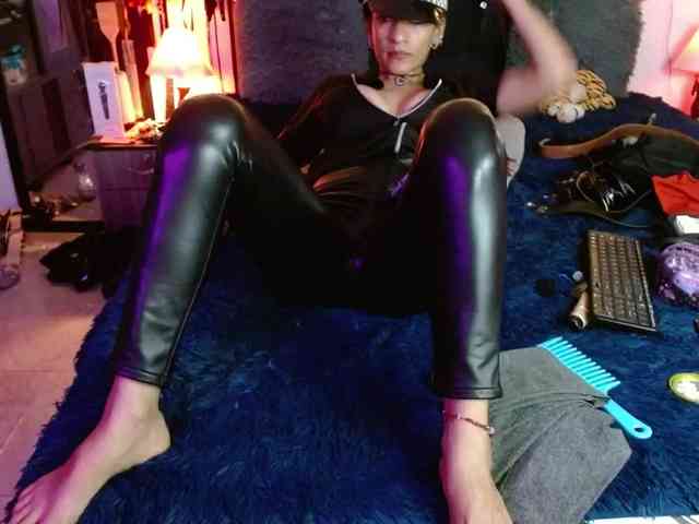 Ameliemartinez webcam