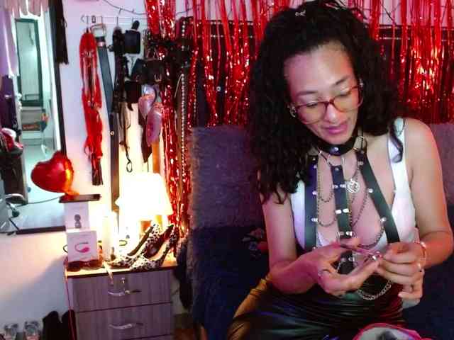 Ameliemartinez webcam