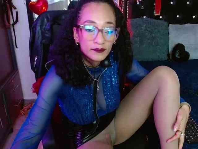 Ameliemartinez webcam