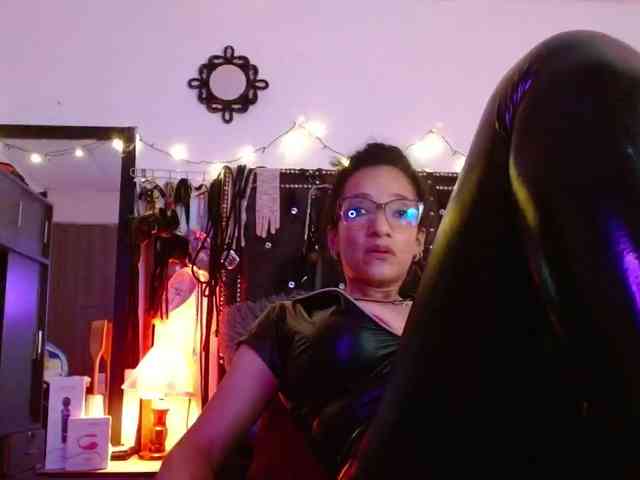 Ameliemartinez webcam