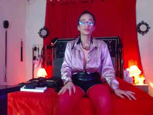 Ameliemartinez webcam