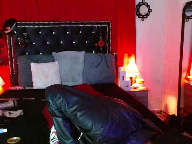 Ameliemartinez webcam