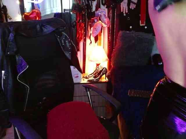 Ameliemartinez webcam