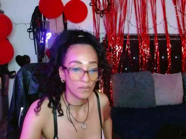 Ameliemartinez webcam