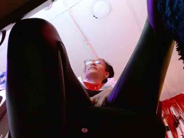 Ameliemartinez webcam