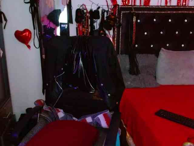 Ameliemartinez webcam