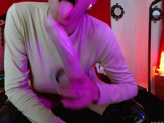 Ameliemartinez webcam