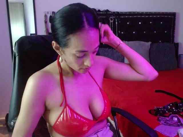 Ameliemartinez webcam