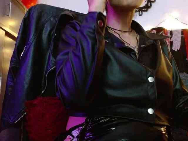 Ameliemartinez webcam