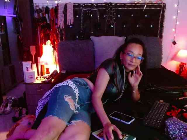 Ameliemartinez webcam