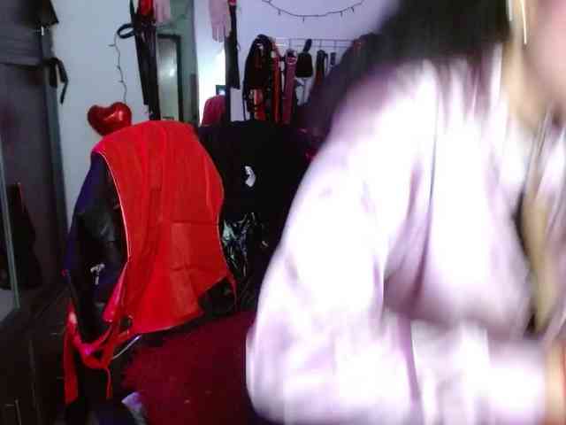 Ameliemartinez webcam