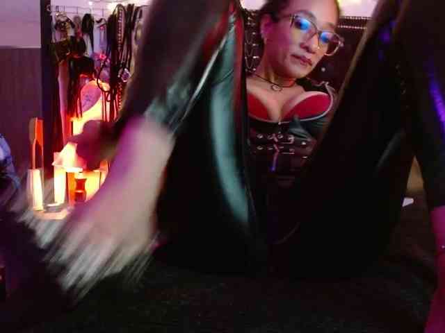 Ameliemartinez webcam