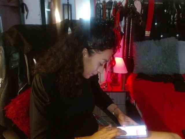 Ameliemartinez webcam