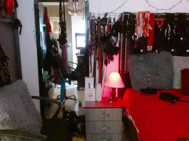 Ameliemartinez webcam