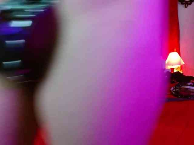 Ameliemartinez webcam