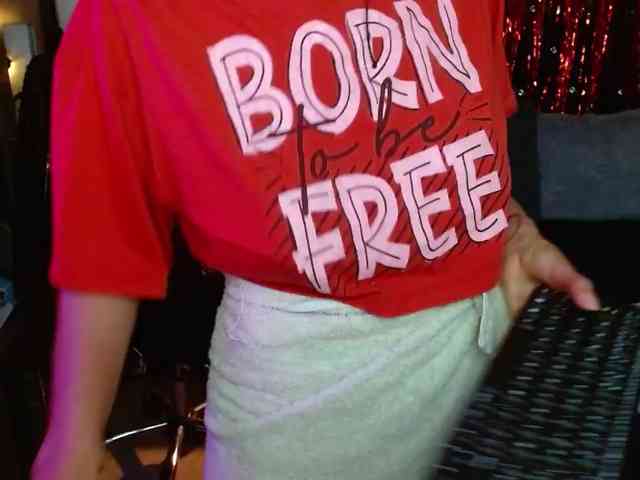 Ameliemartinez webcam