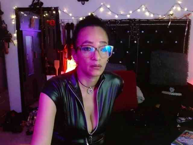 Ameliemartinez webcam