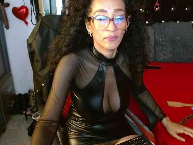 Ameliemartinez webcam