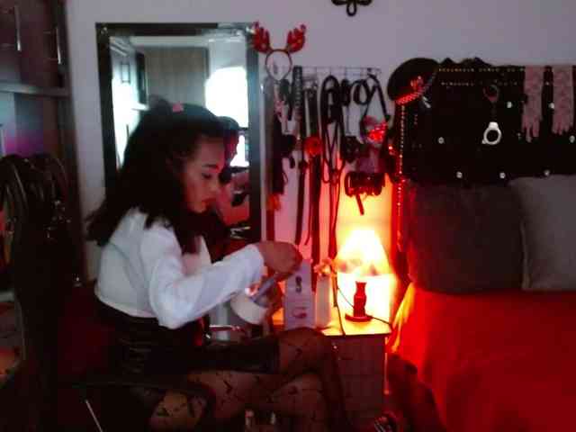 Ameliemartinez webcam