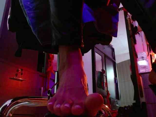 Ameliemartinez webcam