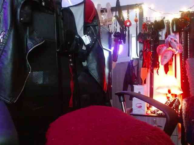 Ameliemartinez webcam