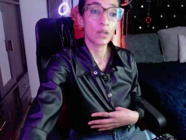 Ameliemartinez Ameliemartinez