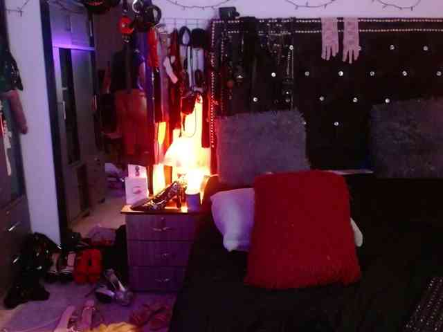 Ameliemartinez webcam