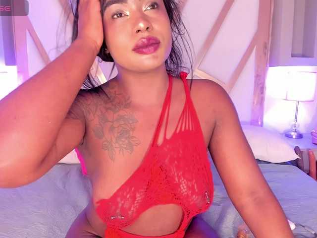 paulinawinslet Live Cam on BongaCams