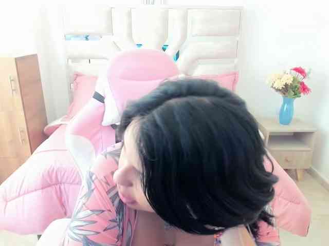Nicoleyabir webcam
