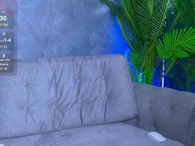 MiriamJo webcam