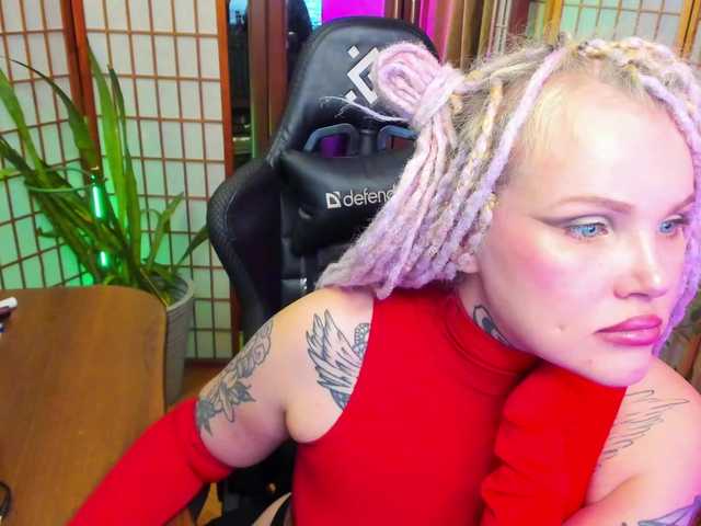 HellGa's BongaCams show and profile