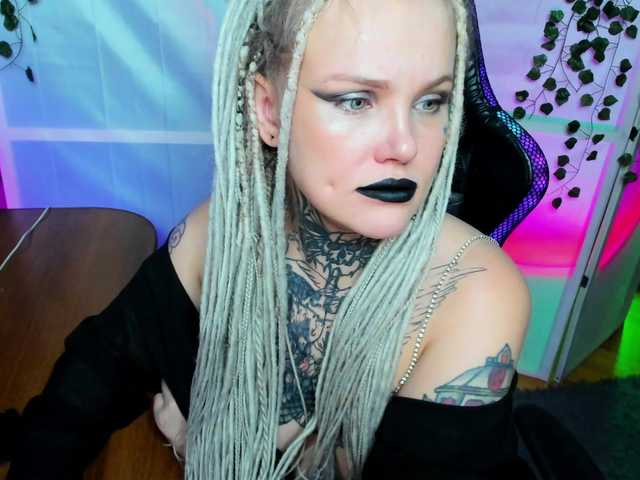 HellGa – webcam model profile photo