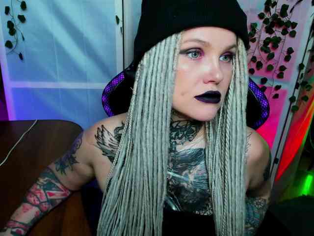 HellGa Live Webcam on BongaCams