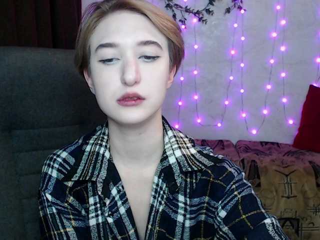 lust444money's Thumb Image